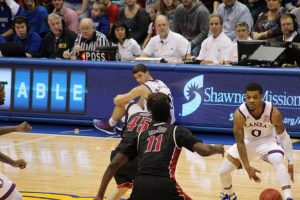 KUs Frank Mason dribbles between legs  courtesy college basektball eye test dot com